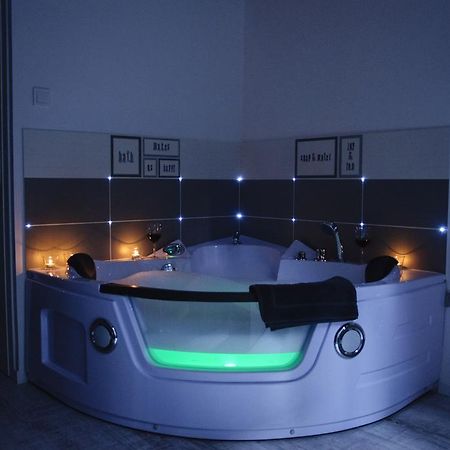 Bedrouse Jacuzzi Apartment Starowislna - Old Town 克拉科夫 外观 照片