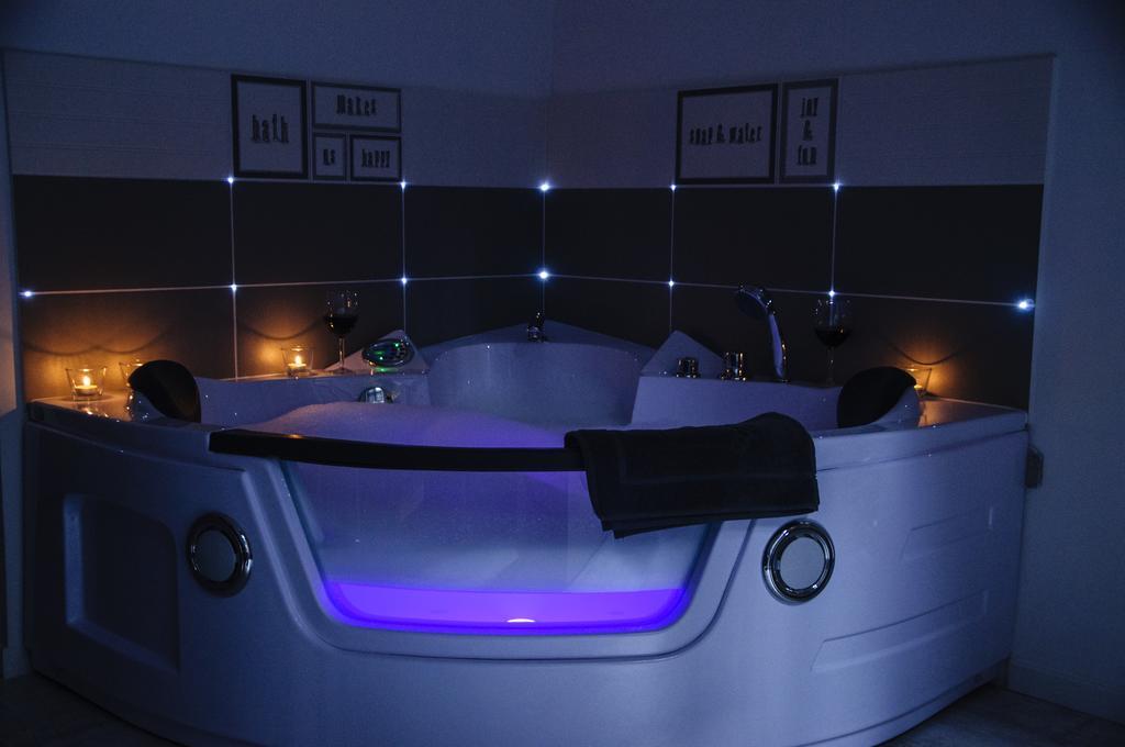 Bedrouse Jacuzzi Apartment Starowislna - Old Town 克拉科夫 外观 照片